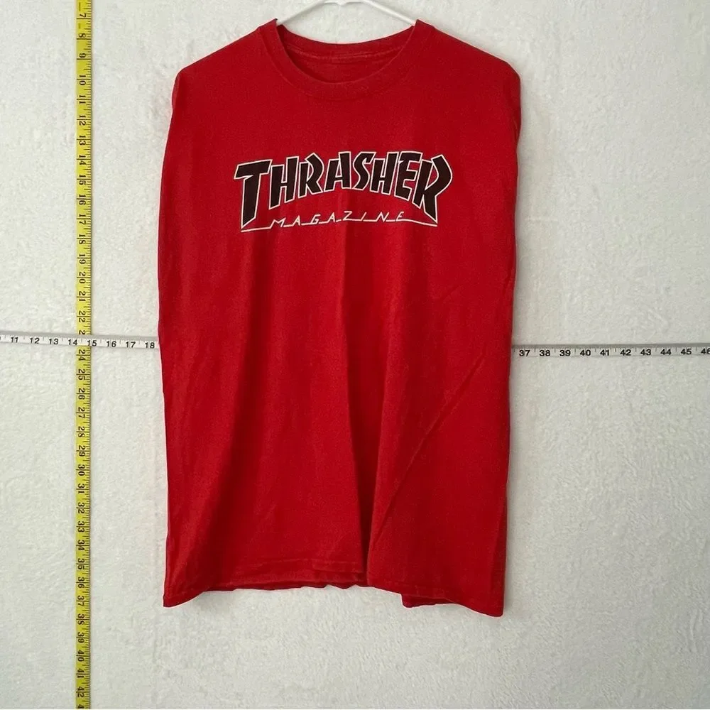 Thrasher Magazinr Red Men's T-Shirt Crew Neck Short Sleeve